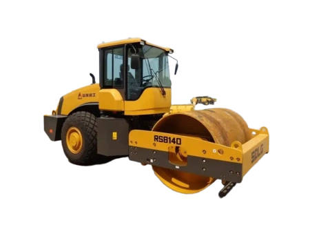Каток грунтовый 14  т SDLG RS8140